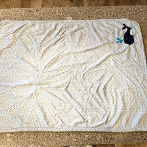 Carter's Blue Whale Baby Blanket (EUC)